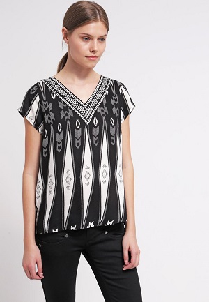 Toppe med print