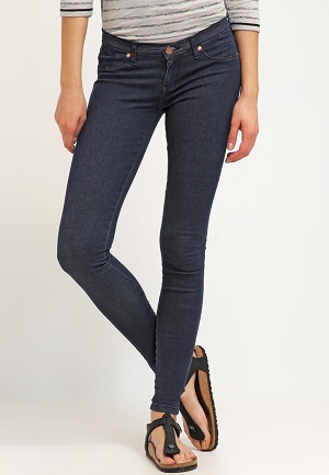 Mørke og smarte jeans til kvinder