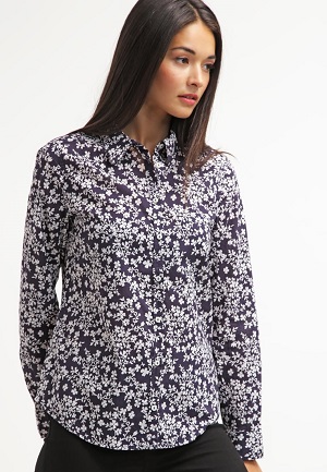 Skjortebluse til kvinder med blomster